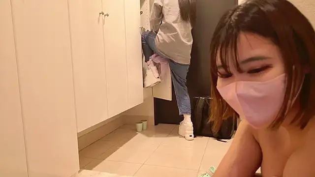Megu_Melon live sex cam