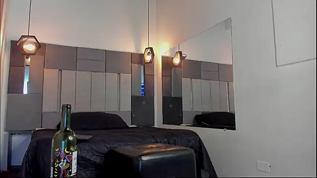 LiamNovak live sex cam