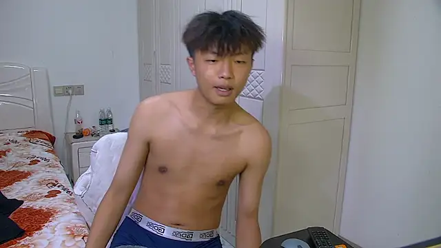 Chocolates-001 live sex cam