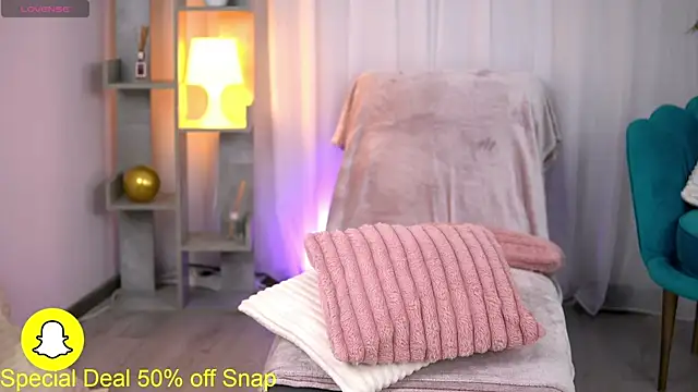 RebeccaRese's cam snapshot