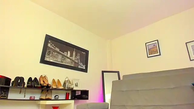 BellaFlaming's cam snapshot