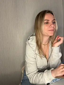 Milla__one's cam snapshot