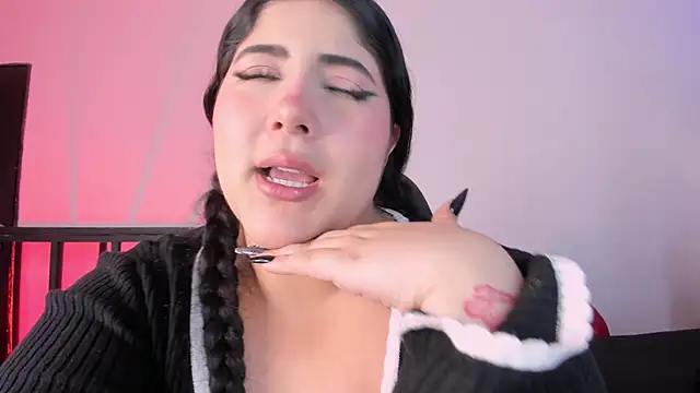 AmberiniHoffman's cam snapshot