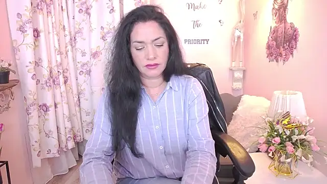 MyLovOne's cam snapshot