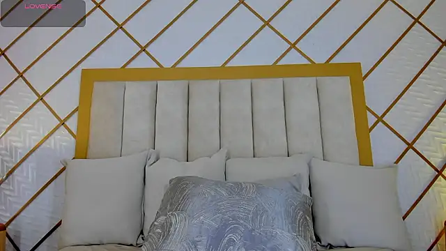 cocoamore's cam snapshot