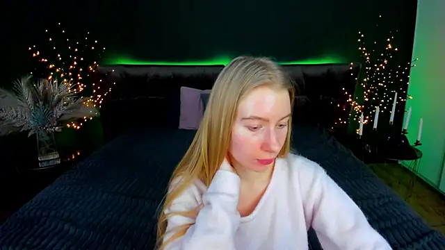 Alina_Blonde's cam snapshot