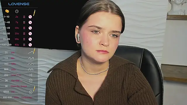 LanaTreades's cam snapshot