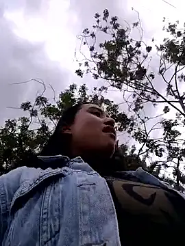 Venuz_Rivers_'s cam snapshot