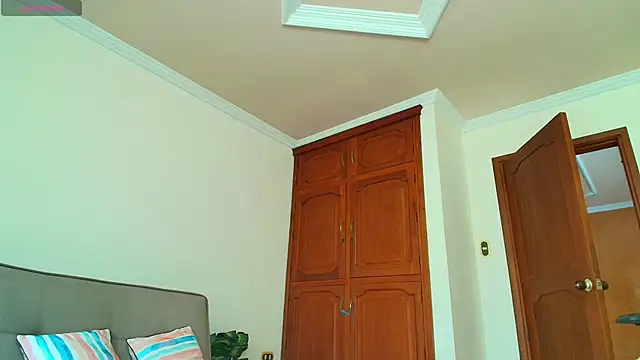 lili_jade222 live sex cam