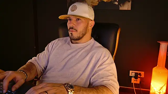 AngeloEric's cam snapshot