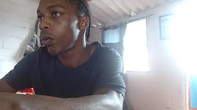 Larry-n-clouds's cam snapshot