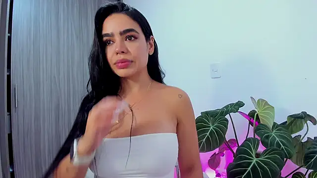 Sara_Leblanc's cam snapshot