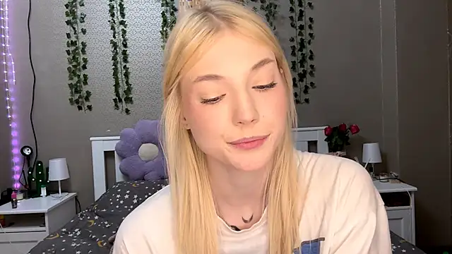 LlsabethHaze's cam snapshot