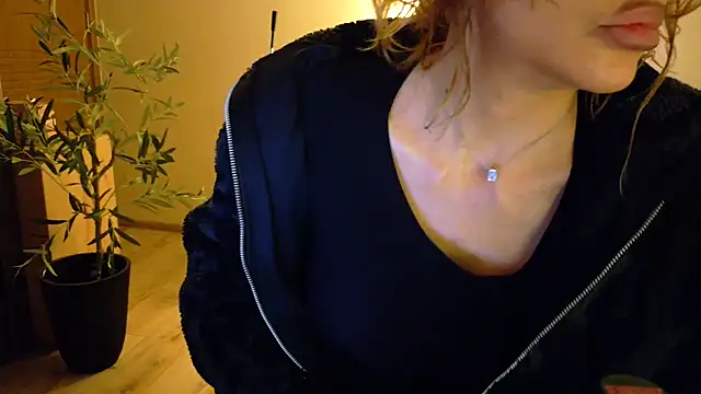 lunavicexxx's cam snapshot