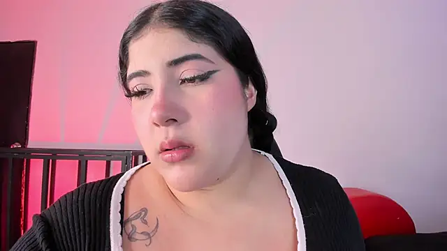 AmberiniHoffman's cam snapshot