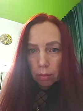 BlueHOT-MILf's cam snapshot