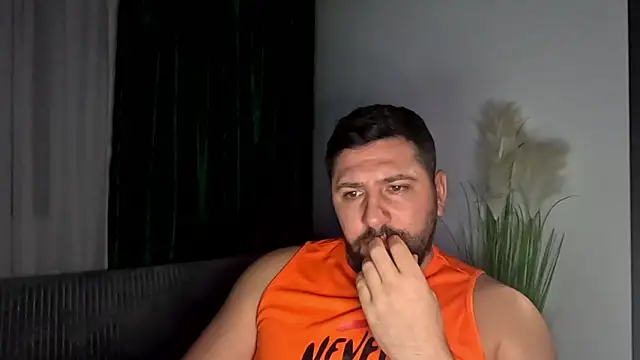 Gold_Alpha_Boy's cam snapshot