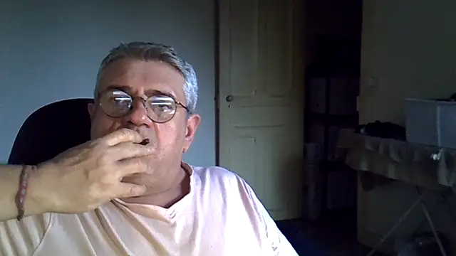 _hippo_'s cam snapshot