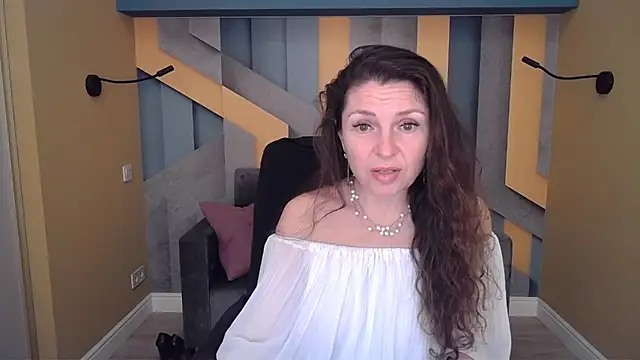 EllaLong's cam snapshot