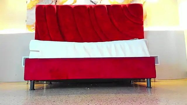 MAISE_HILL1's cam snapshot