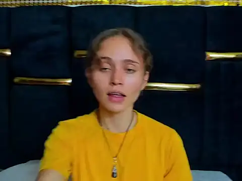 fulfill_fantasies1's cam snapshot