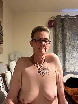 Curvy-Jinx's cam snapshot