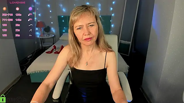 Carla_Vogue's cam snapshot