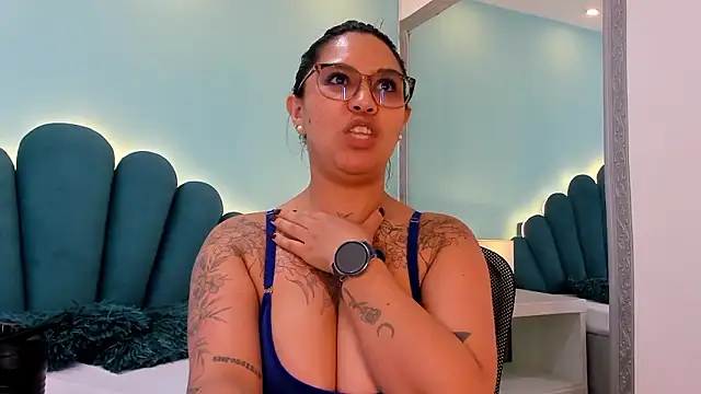 sharlott18's cam snapshot