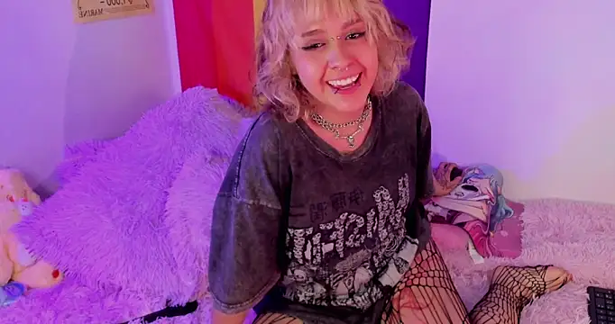 NekoWaifu's cam snapshot