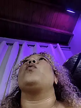 BonnieRitz's cam snapshot