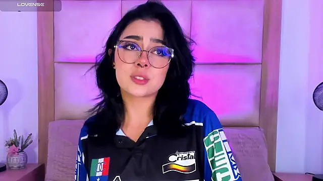 TaniaRedd_'s cam snapshot