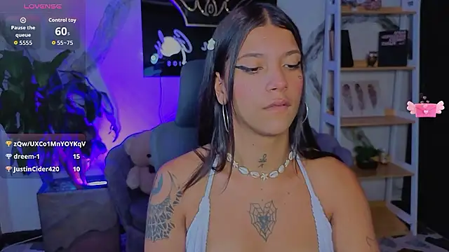 CoralRigan live sex cam