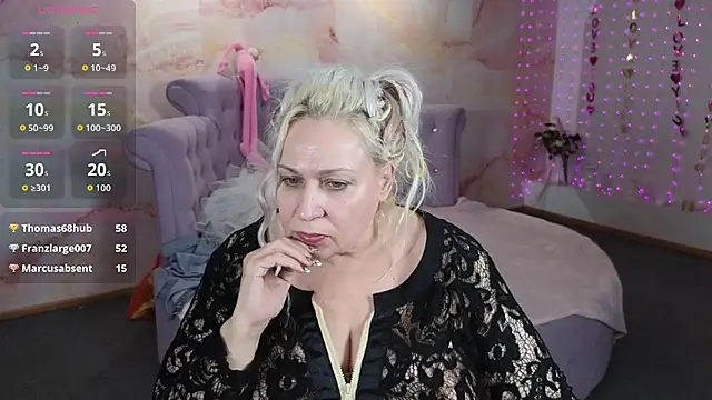 Penelope_Pinky live sex cam