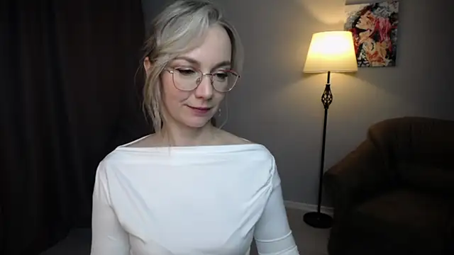 Ava_Elior live sex cam