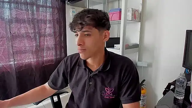 MaxStar26 live sex cam