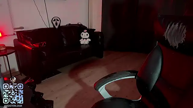 LiamFoster's cam snapshot