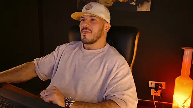 AngeloEric's cam snapshot