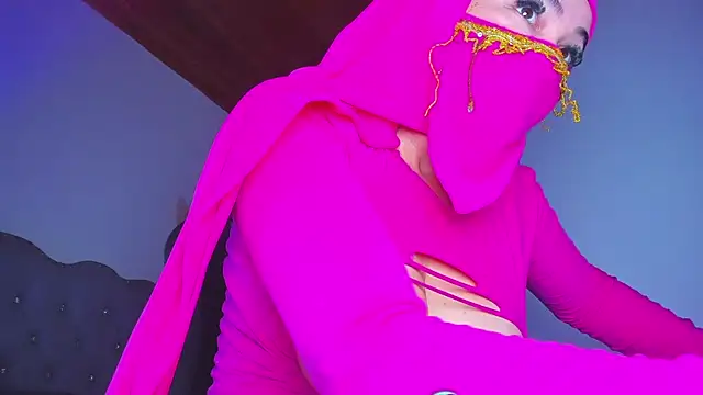 Tahiraa_'s cam snapshot