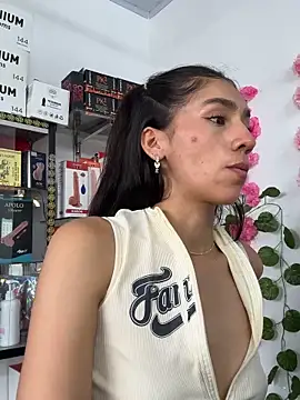 lunaluxury22's cam snapshot