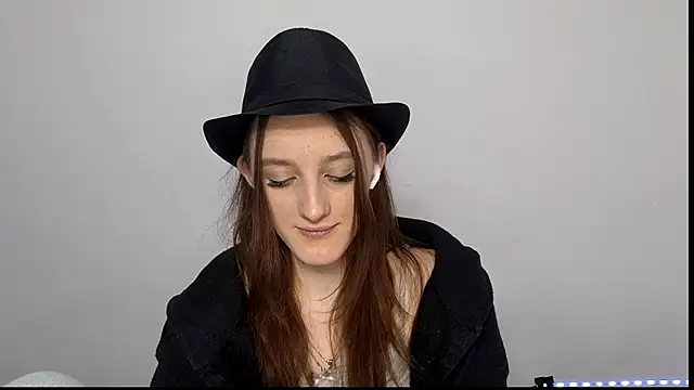 LisaBoddy's cam snapshot