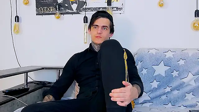 CarterCole's cam snapshot