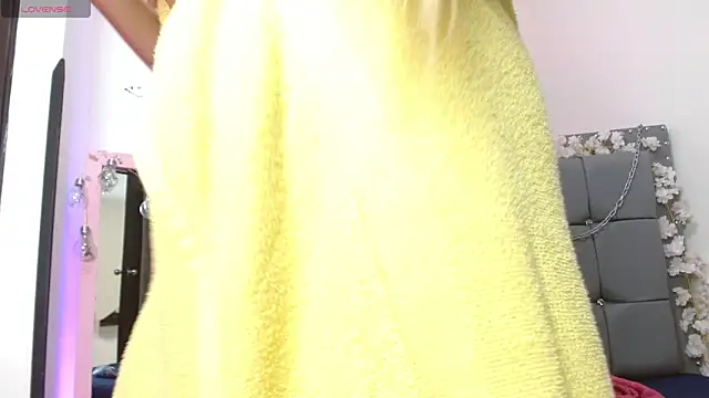 Kitty_Slim's cam snapshot