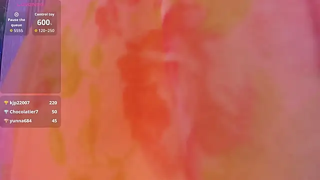 BustyGlow's cam snapshot