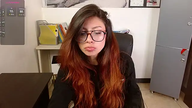 Adrianna5_'s cam snapshot