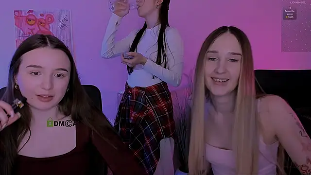 leslie_bird's cam snapshot