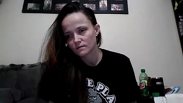 tinytea2026's cam snapshot