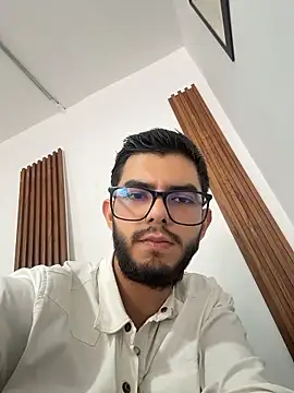 Milosky000's cam snapshot