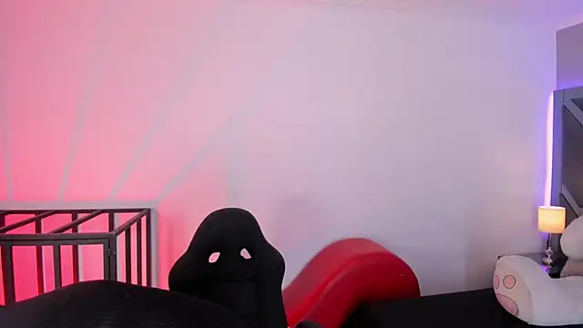 AmberiniHoffman live sex cam