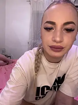 RuxyCatrina's cam snapshot