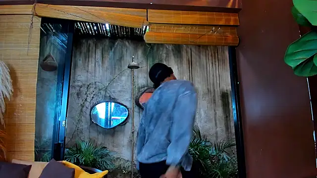 AlanCutee's cam snapshot